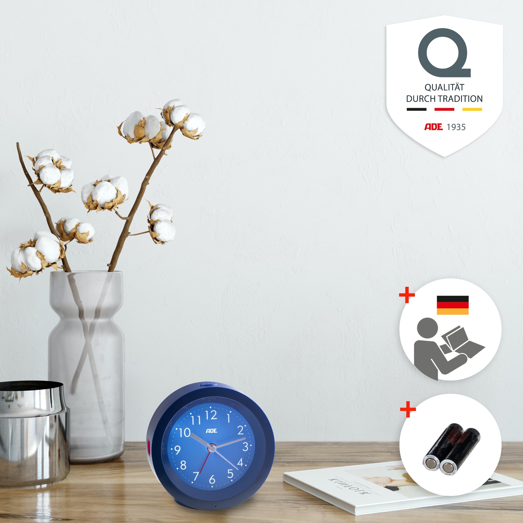 Analog alarm clock with night light sensor