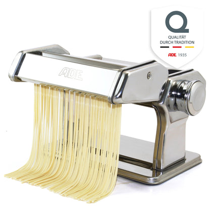 Mechanical pasta maker