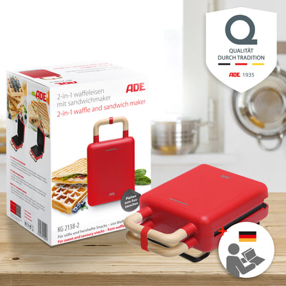 2-in-1 waffle iron with sandwich maker
